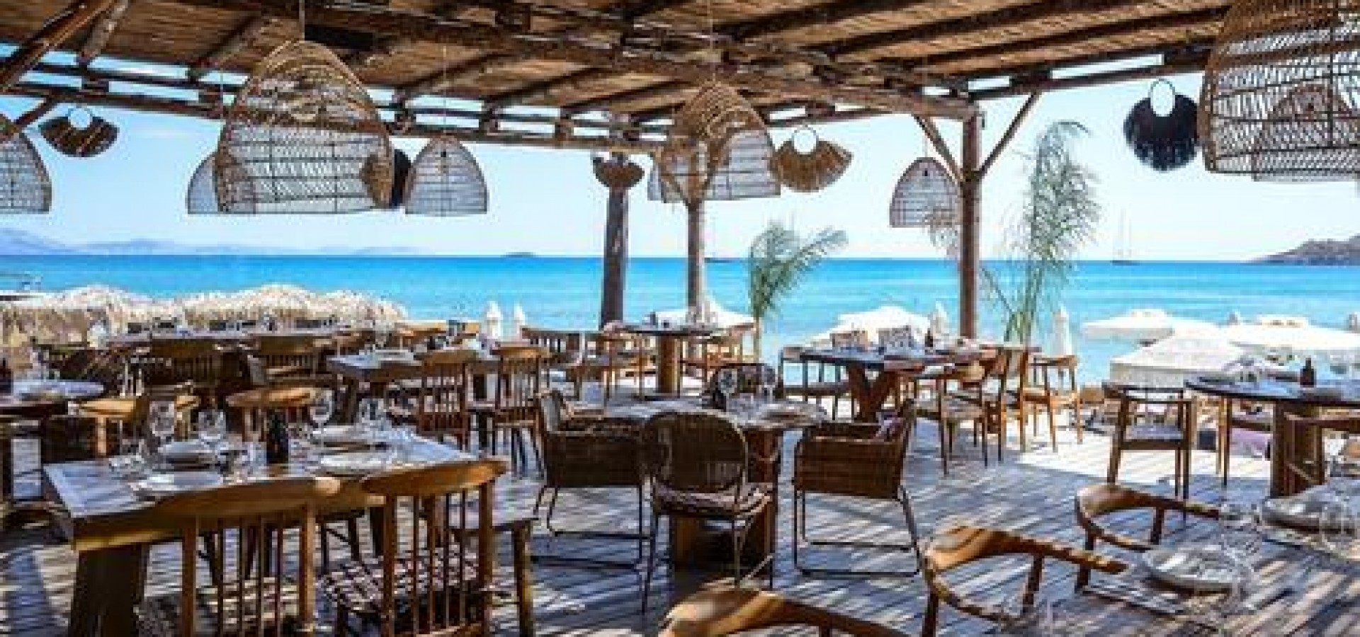 Από τη Βάρκιζα ως το Σούνιο: 5 νόστιμες στάσεις μετά τη βουτιά